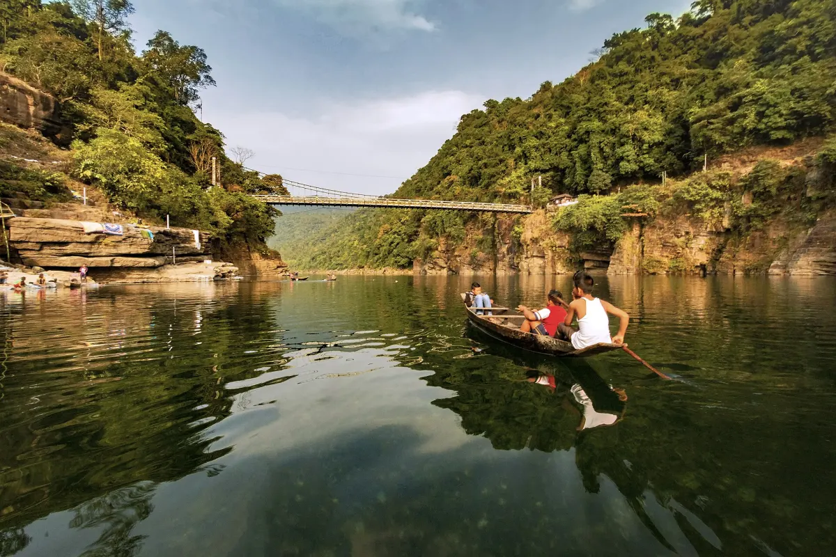 Boats on the clear Umngot river at Dawki